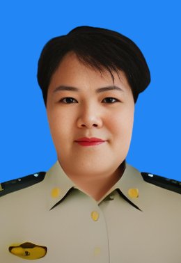 王 晶